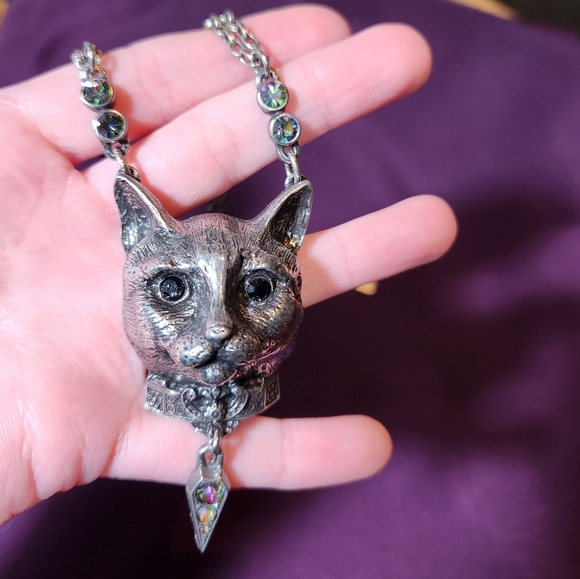 Cat Necklace by Martha Rotten - Picture 3 of 8